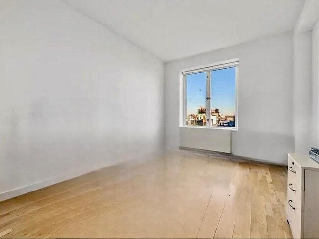 Building Photo - 545 Washington Ave