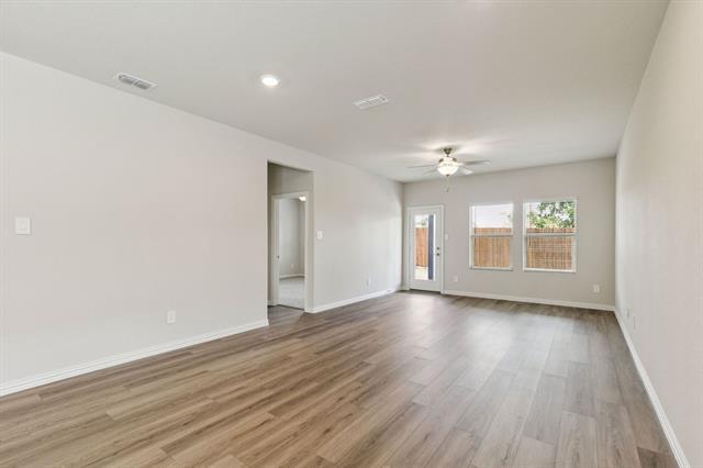 Building Photo - 606 Travine Dr