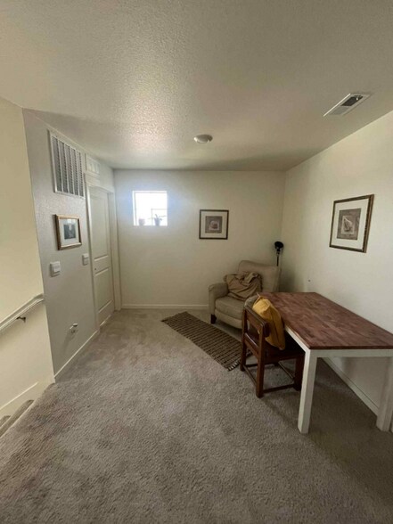 Building Photo - 3724 Catmint St