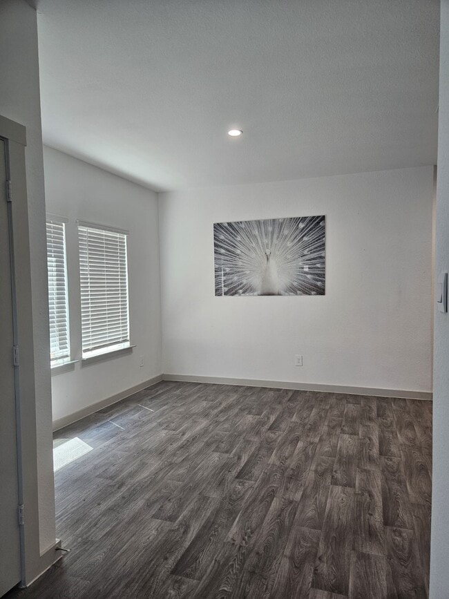 Building Photo - 12816 Heddington Grv Ln