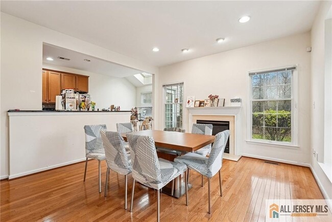 Building Photo - 14 Caleb Ln