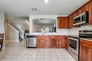 Building Photo - 1124 Basswood Ln
