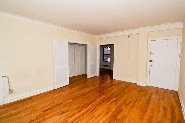 Building Photo - 1350 N Dearborn St