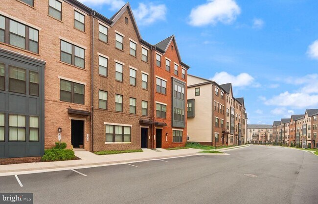 Building Photo - 43430 Stonewood Crossing Ter