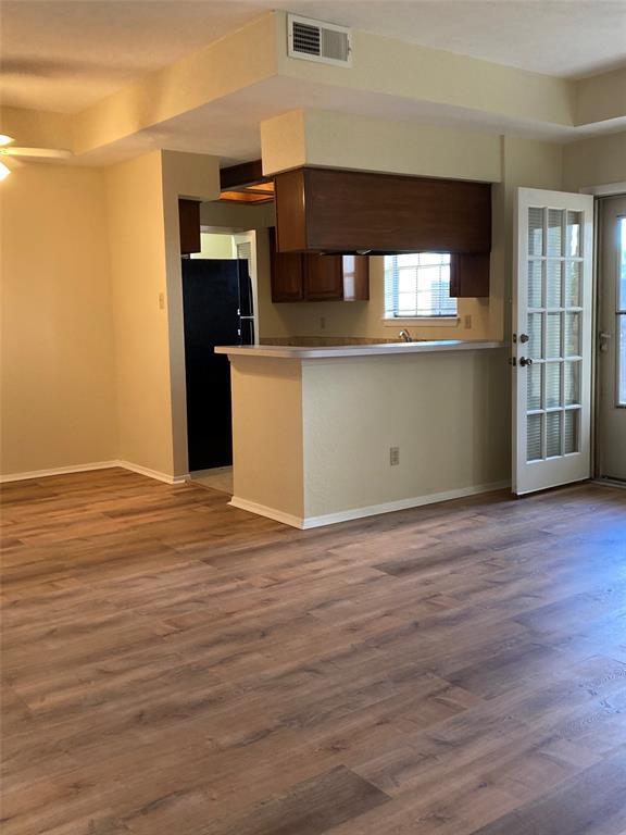 Building Photo - 3100 Devonshire Dr