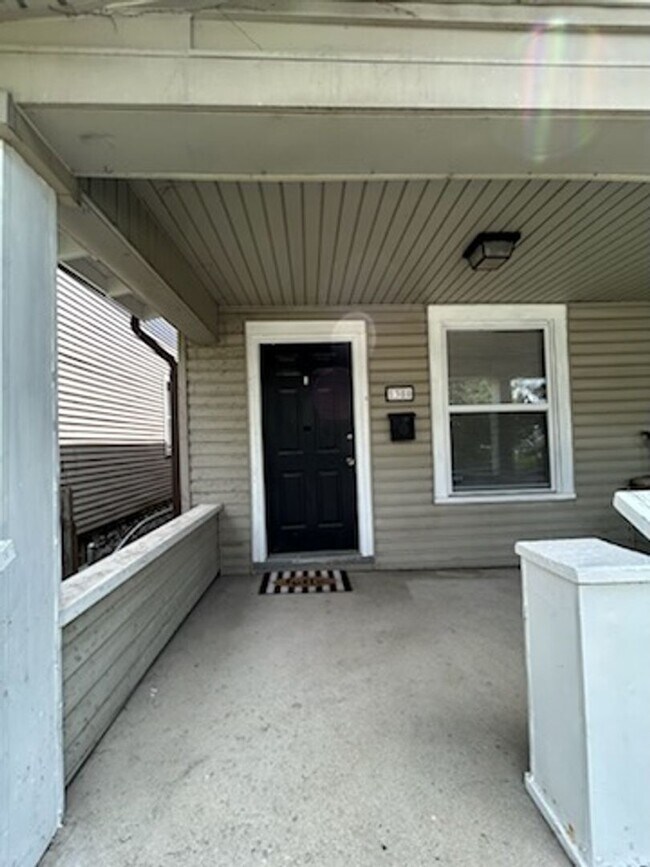 Building Photo - 1378-1380 Hamlet (Park)