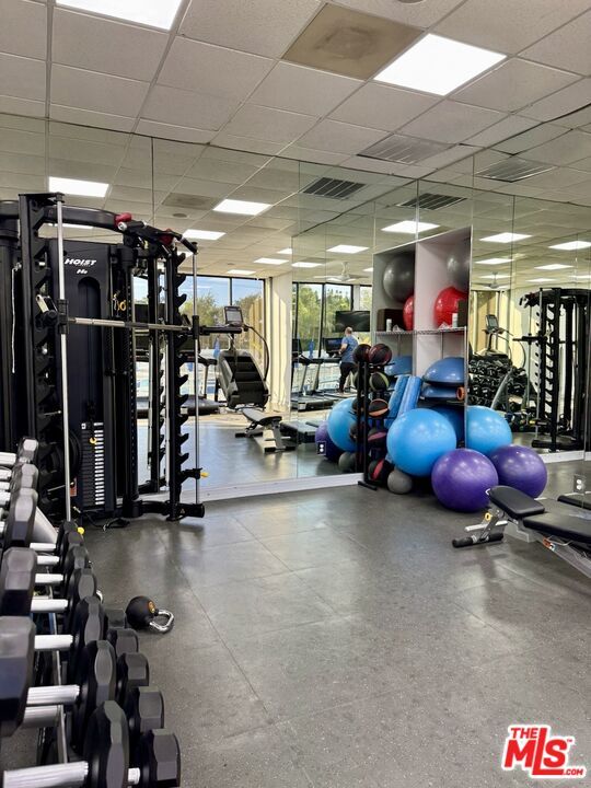 Building Photo - 2170 Century Pk E