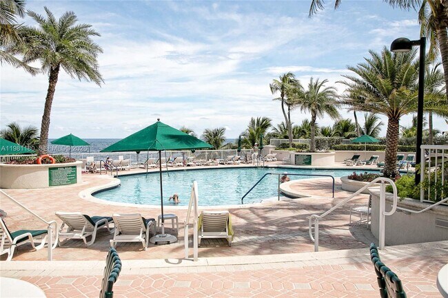 Building Photo - 3200 N Ocean Blvd