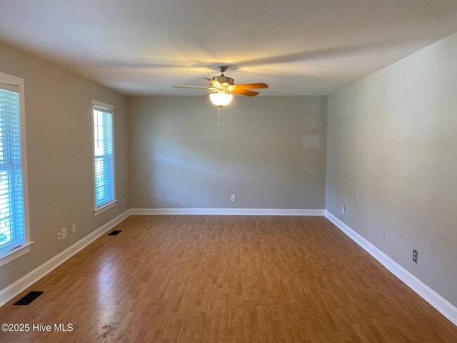 Building Photo - 1149 Stone Creek Dr