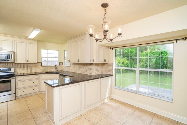 Building Photo - 2116 Wood Stork Ave