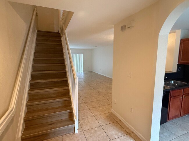 Building Photo - 3186 SW 129th Ave