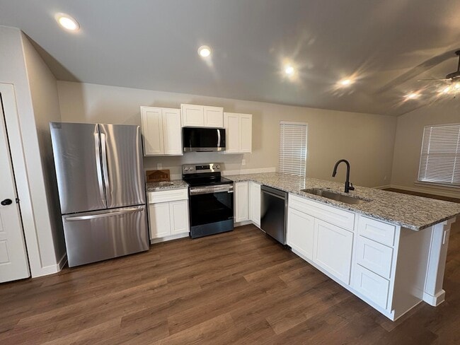 Building Photo - 8607 29th St