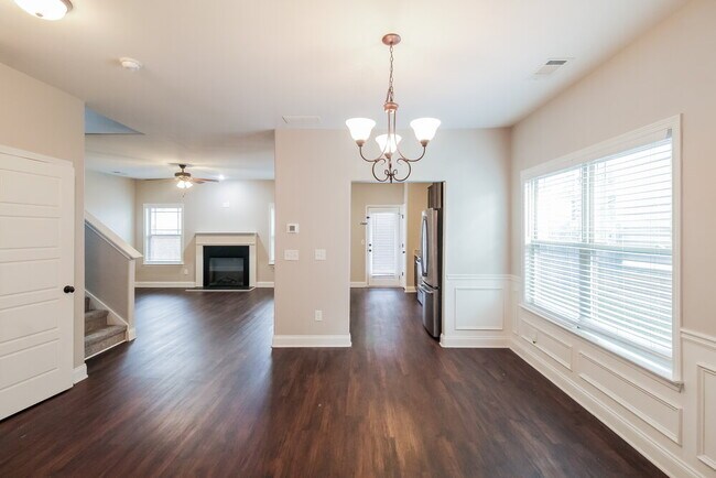 Building Photo - 522 Kirkland Dr