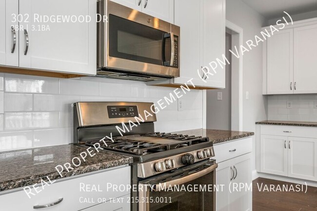 Building Photo - 302 Ridgewood Dr
