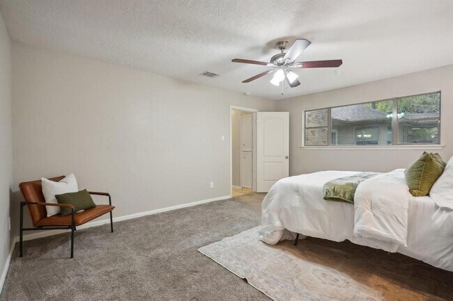 Building Photo - 1703 Westmere Ct