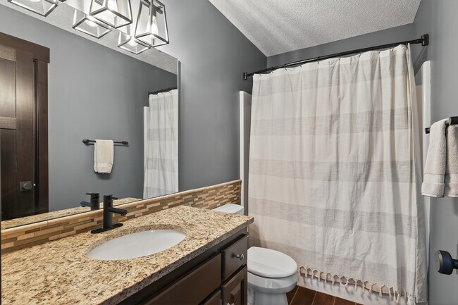 Building Photo - 15801 Andrie St NW