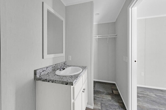 Building Photo - 3- BEDROOM 2-BATH-LUXURY MOBILE HOME