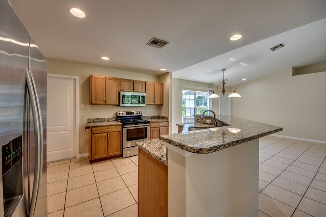 Building Photo - 6011 Joplin Ave