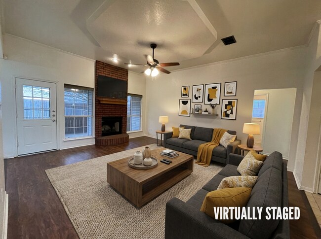 Building Photo - 2306 Moonstone Dr