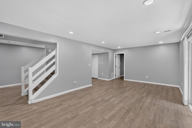 Building Photo - 4752 Carterwood Dr