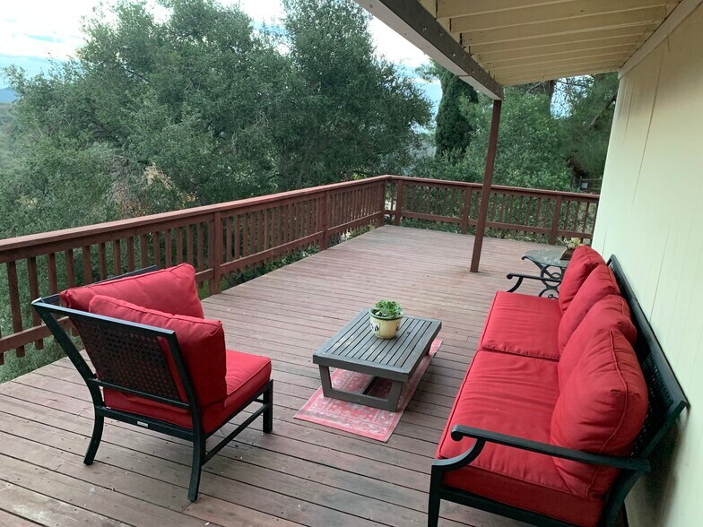 Building Photo - 1600 Henry Ridge Mtwy