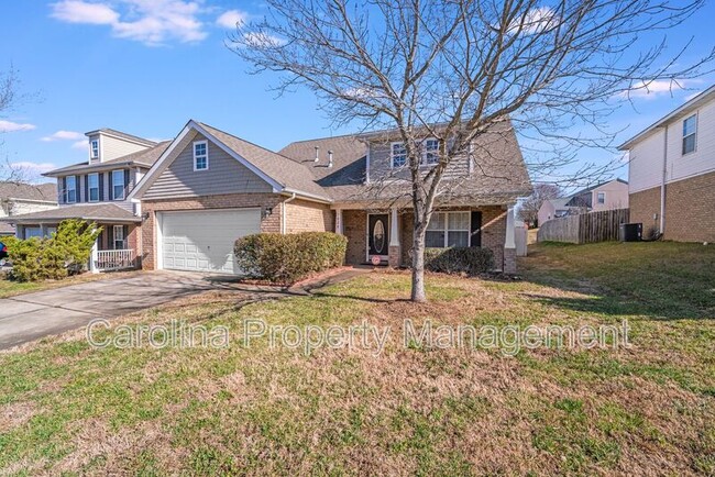 Building Photo - 7020 Bullock Dr