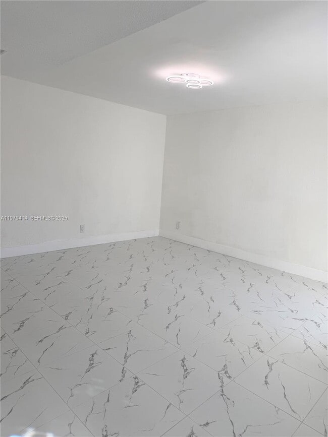 Building Photo - 7811 NW 66th Terrace