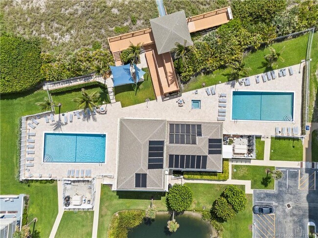 Building Photo - 10680 S Ocean Dr