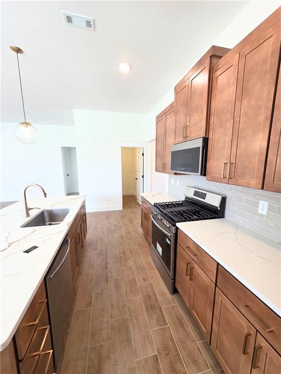 Building Photo - 251 Kristen Ln