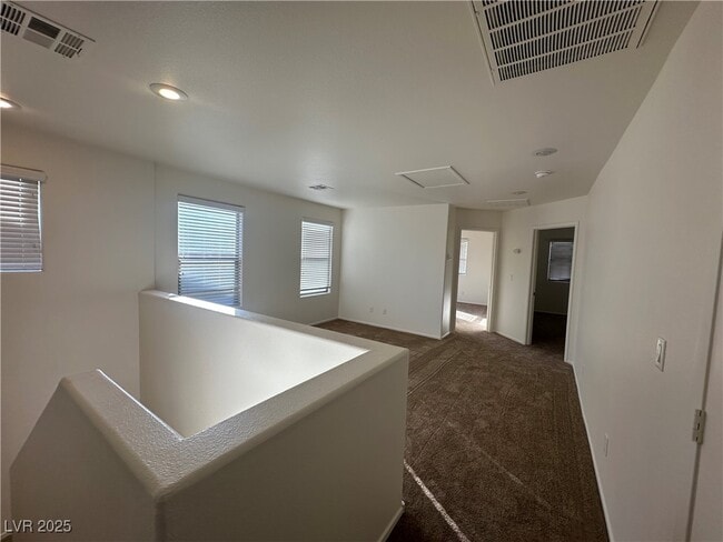 Building Photo - 10719 Azure Ocean Ave