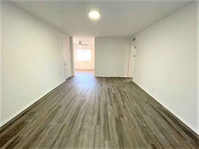 Building Photo - Celebrate the Season With Our December Move-In Special!