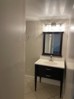 Building Photo - 725 Hummingbird Way