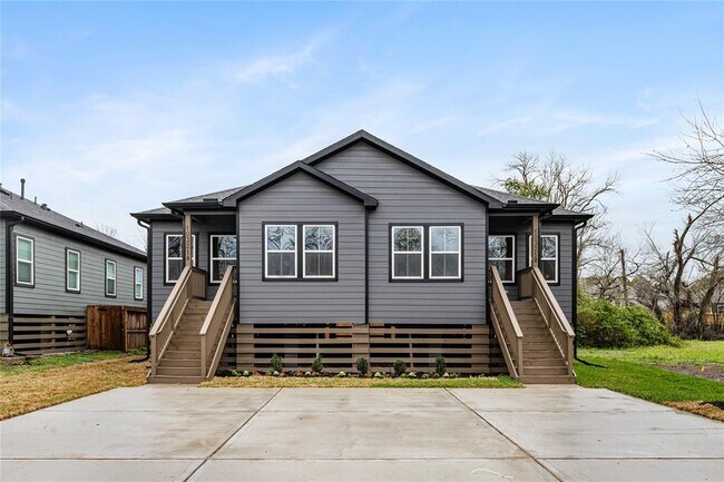 Building Photo - 5221 Groveton St