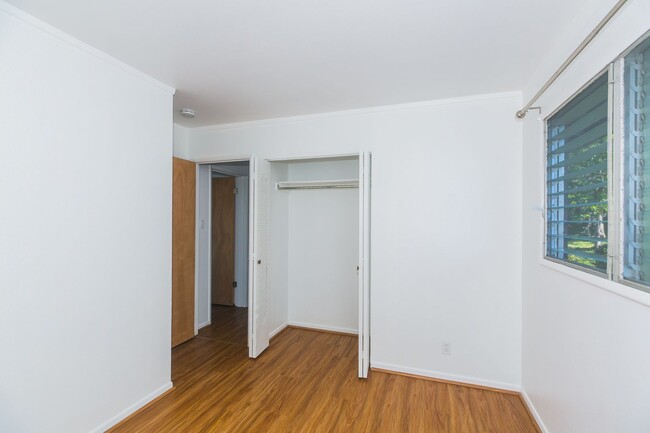 Building Photo - 98-858 Iho Place Unit #B