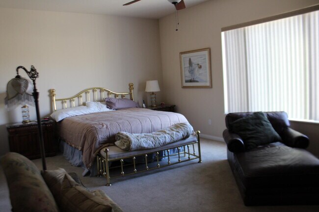 Building Photo - 40433 Corte San Carlos