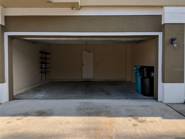 Building Photo - 6512 S Goldenrod Rd