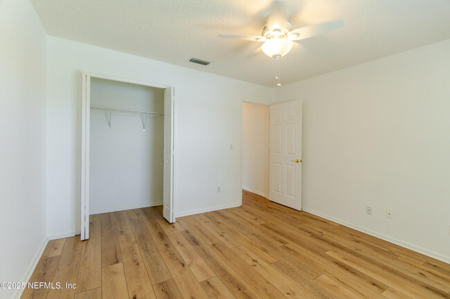 Building Photo - 1623 Sandy Springs Dr