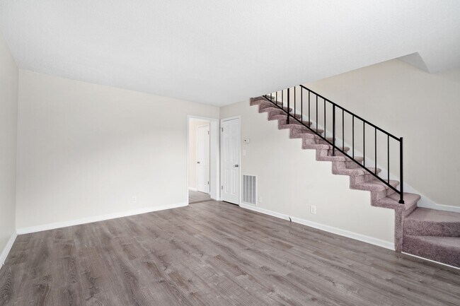 Building Photo - 1671 Baltimore Dr