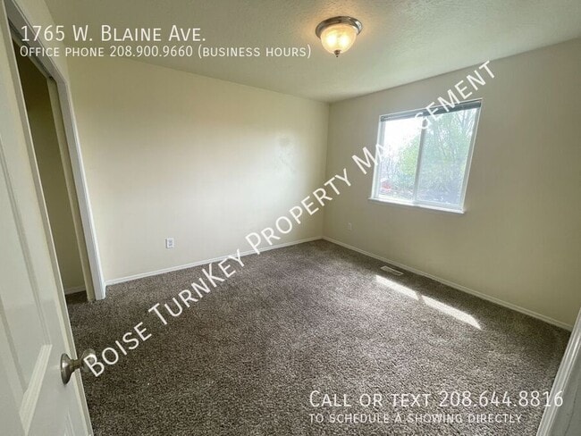 Building Photo - 1765 W Blaine Ave