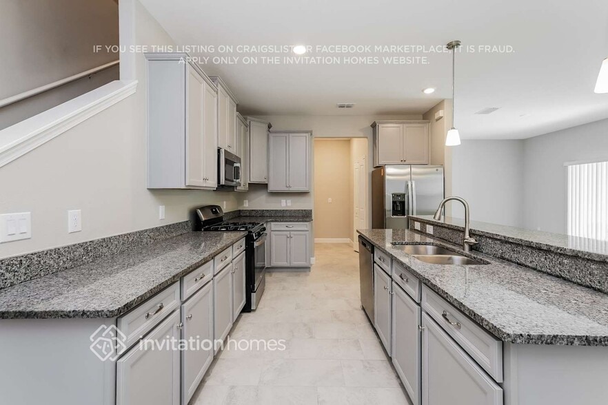 Building Photo - 2881 Gridiron Garden Isle