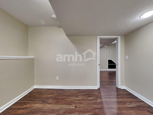 Building Photo - 7207 Rachaels Run