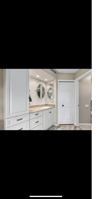 Building Photo - 13641 Worthington Way