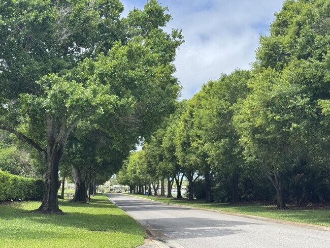 Building Photo - 9975 Perfect Dr