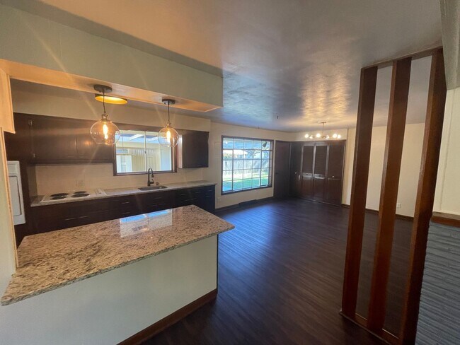 Building Photo - Completely remodeled Beautiful 3 bedroom 2...