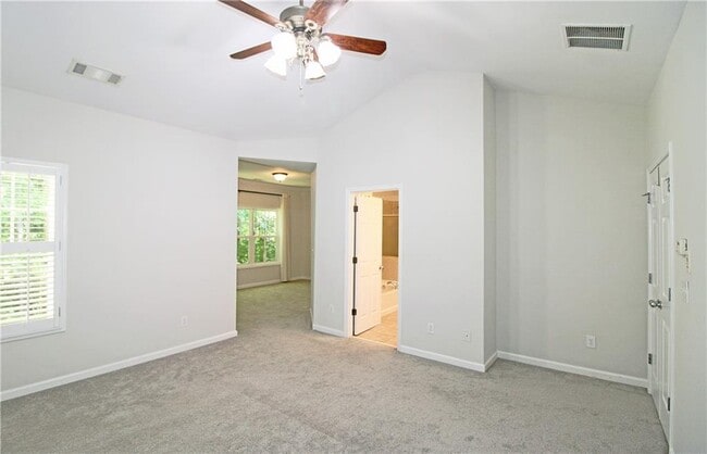 Building Photo - 335 Snowgoose Ct