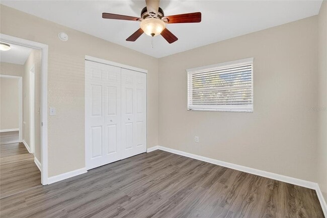 Building Photo - 311 NE 5th St