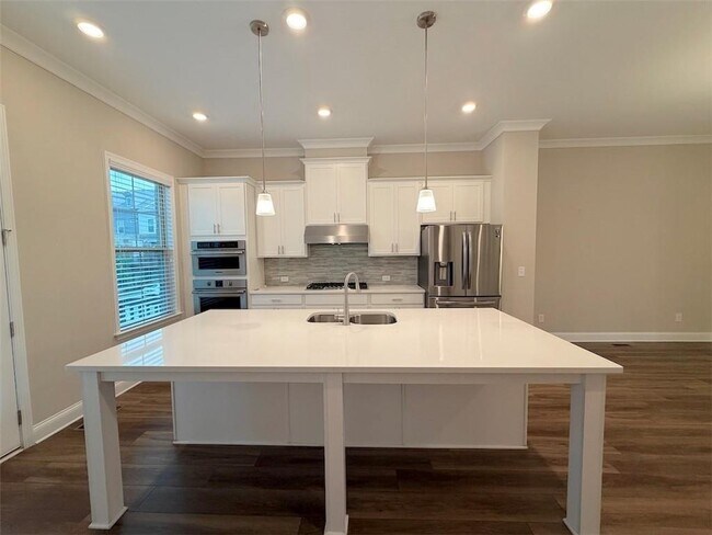 Building Photo - 4995 Shay Town Ln
