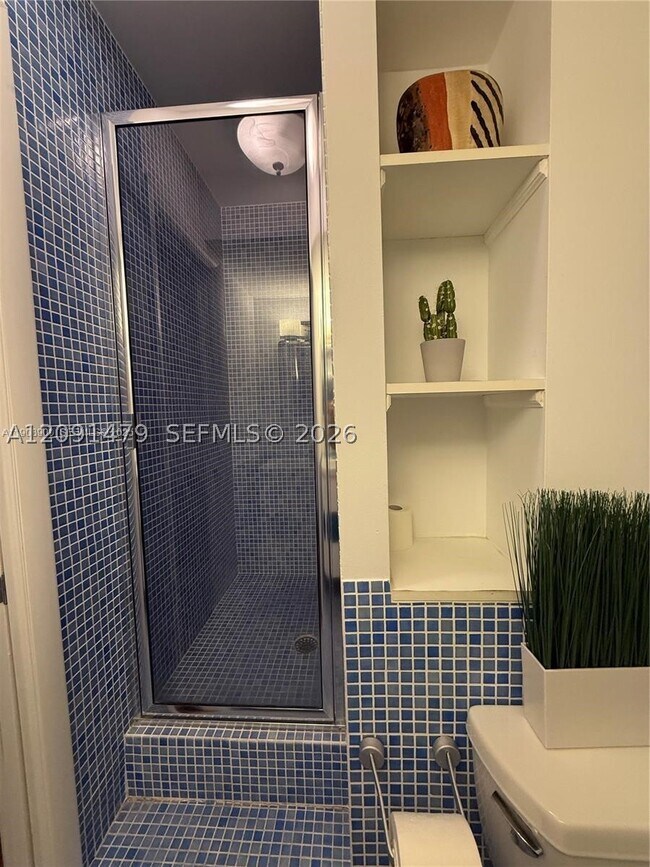Building Photo - 9511 Collins Ave