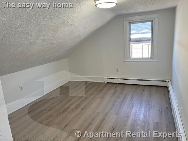 Building Photo - 6 Sixth St Unit #2