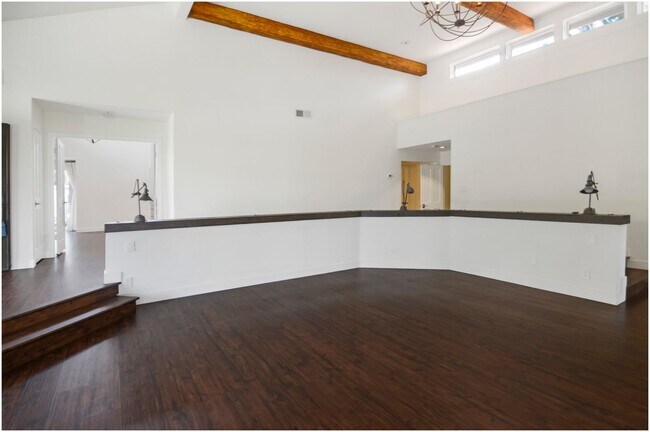 Building Photo - Single Level Golf Course Stunning Home Dana Point!